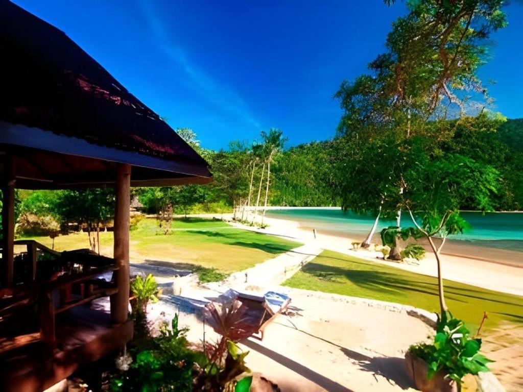 Secret Paradise Resort & Turtle Sanctuary サン・ヴィチェンテ エクステリア 写真