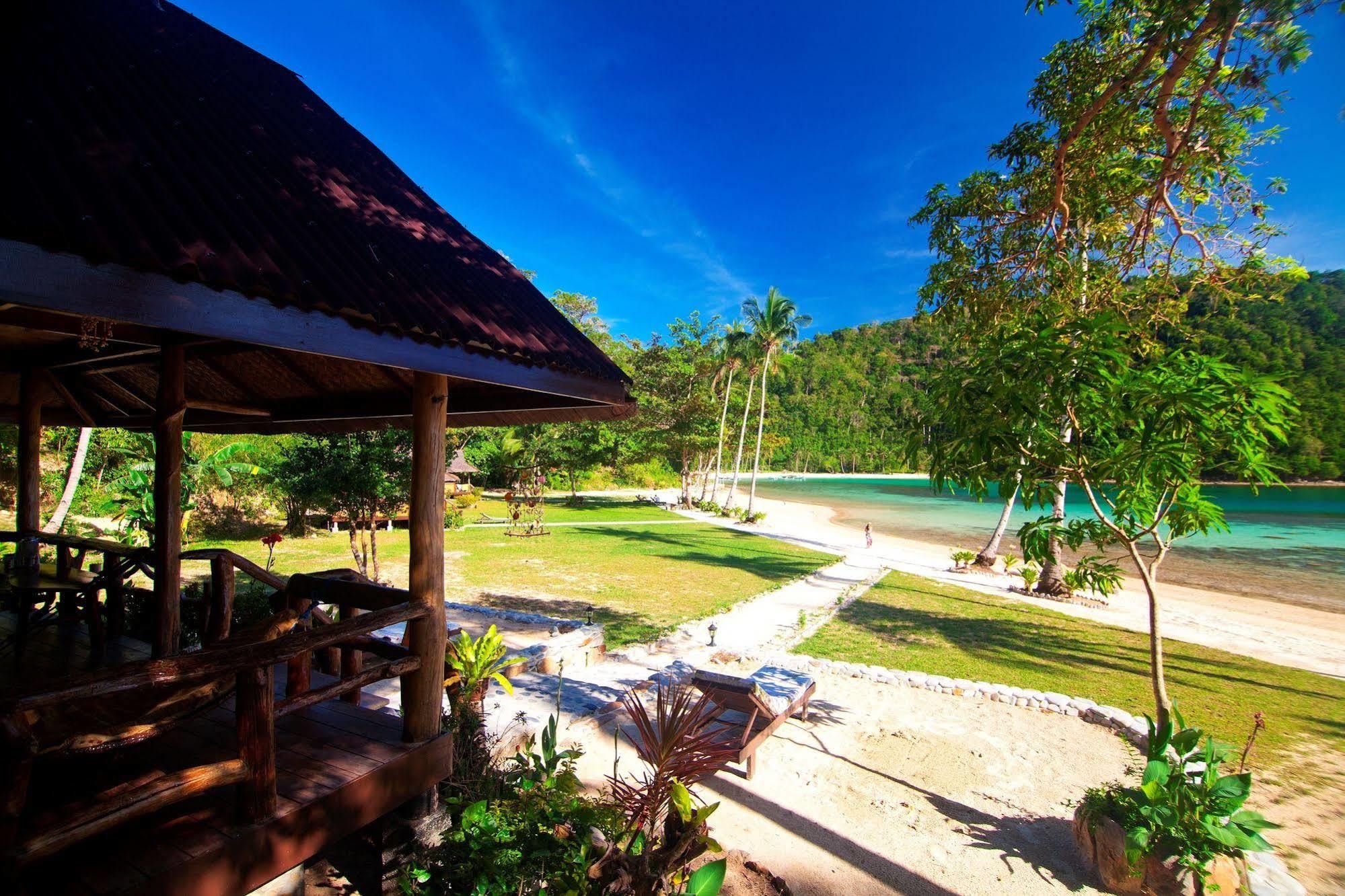 Secret Paradise Resort & Turtle Sanctuary サン・ヴィチェンテ エクステリア 写真